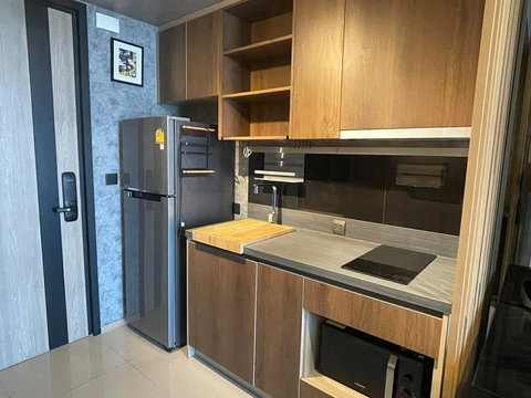 ให้เช่าคอนโด Oka Haus Sukhumvit 36 (35 ตร.ม.) 1 นอน 1 น้ำ พร้อมอยู่