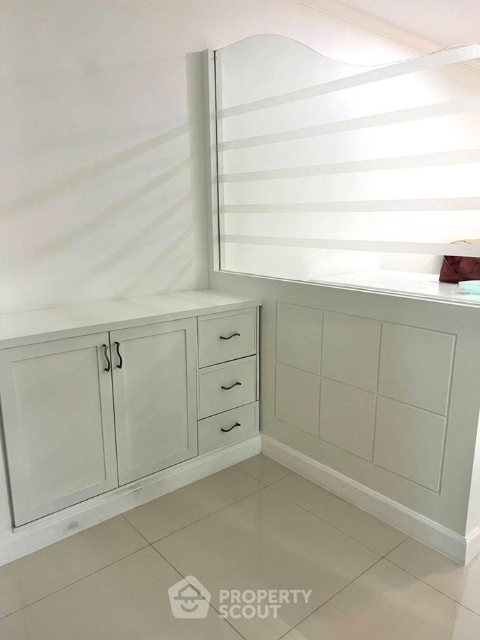รูป คอนโด 1-ห้องนอน ที่ ศุภาลัย เพลส สุขุมวิท 39 ใกล้ BTS พร้อมพงษ์ (ID 2828186) - รูปที่ 10/11
