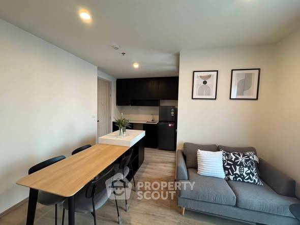 picture 2-BR Condo at Nue District R9 near MRT Phra Ram 9 (ID 2823452) - 3/8