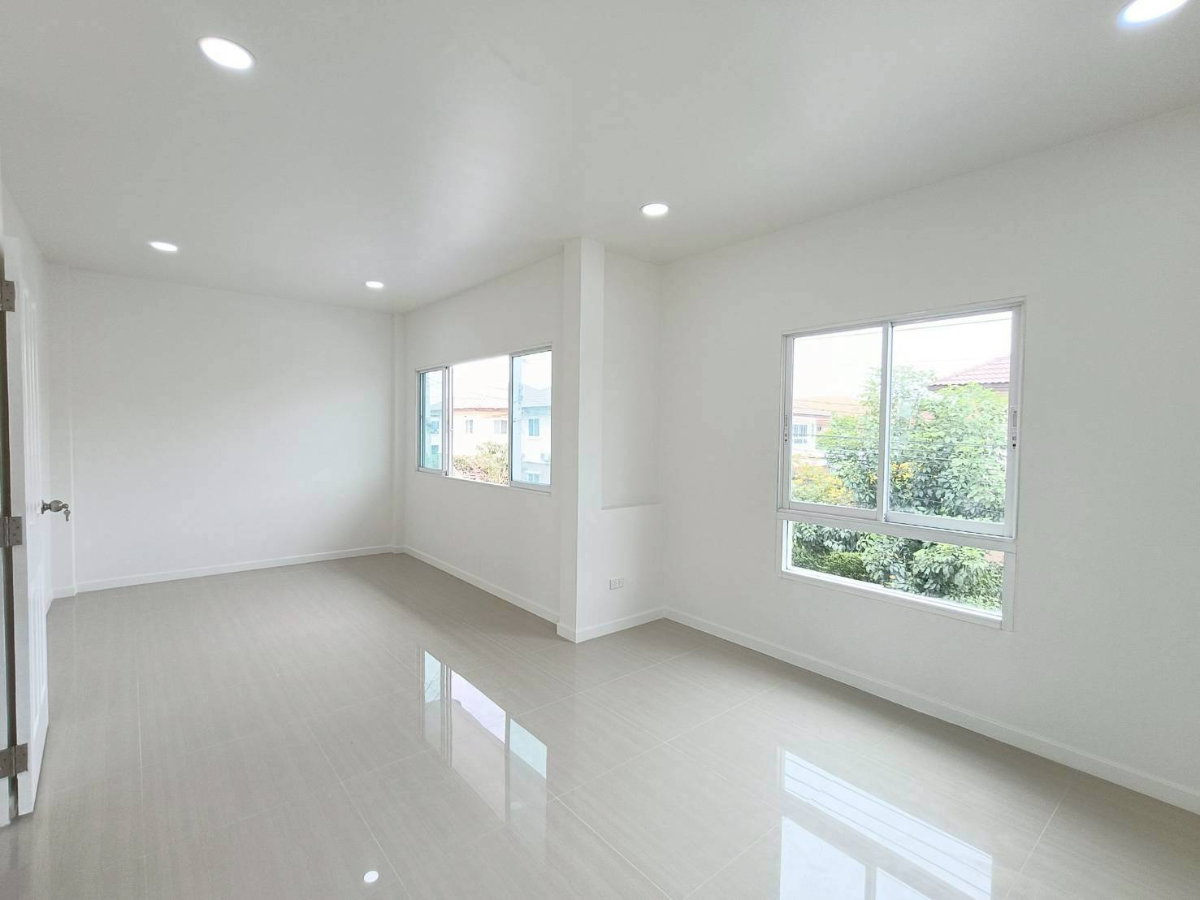 รูป หมู่บ้าน วราภิรมย์ ลำลูกกาคลอง 3 - รูปที่ 14/21