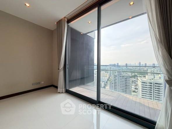 picture 31st-Floor 3-BR 155 Sqm Condo In Q1 Sukhumvit Near BTS Nana (ID 2433317) - 4/11