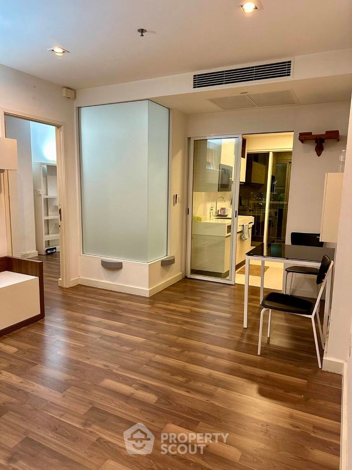 รูป คอนโด 1 ห้องนอน 46 ตร.ม. ชั้น 20 โครงการ เดอะรูม สาทร-ตากสิน 300 ม. ถึง BTS พอ นิมิต (ID 1969665) - รูปที่ 11/12