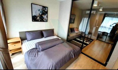 Condos for rent : 🚩 For Rent Condo IDEO SATHORN - WONGWIAN YAI Building 1, Floor 12,1 bed room, Room size 36.00 sqm