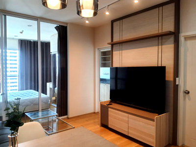 Condos for rent : For   rent   Hive Sathorn  🔴🔴