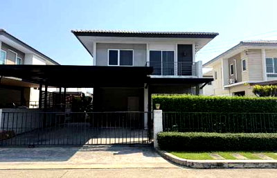 Houses for sale Phutthabucha Road : A detached house in the Rama 3 area at a price where land costs are still affordable