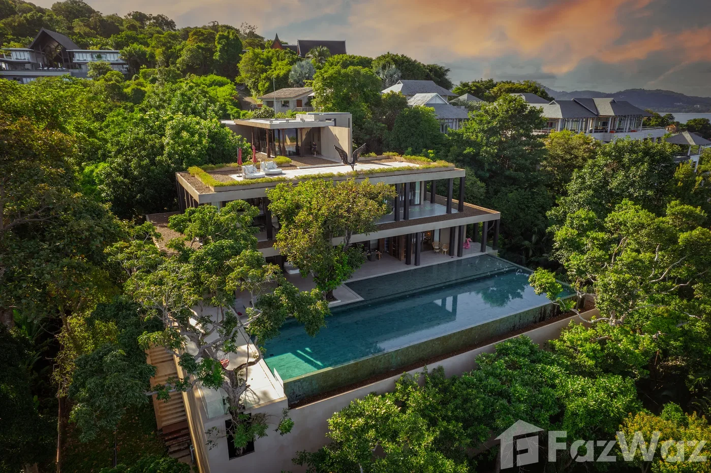 picture Oceanfront Artistic and Tastefully Designed Villa 1943751 - 1/24