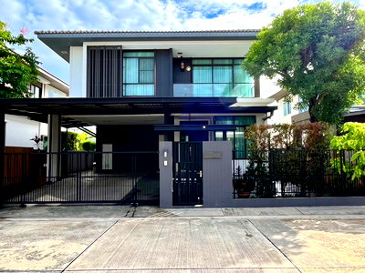 Houses for sale Bang Plee Samut Prakarn : For Sale: 2-Storey Detached House at Mantana Srinakarin–Bangna. Move-in Ready | Green Community | Prime Location Near Mega Bangna