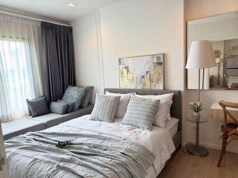 Escent CPN condo for sale ! special price 2,500,000THB near Central Chiangmai Tel.082-3899314(Boo)