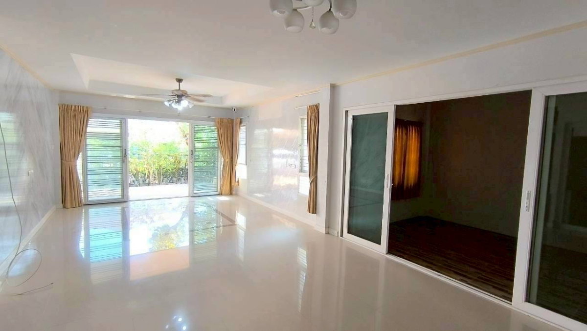 รูป บ้านเดี่ยวแปลงมุม  ศุภาลัยวิลล์ เพชรเกษม 48 บ้านเดี่ยวทำเลดี ใกล้รถไฟฟ้า MRT เพียง 1.5 กม. - รูปที่ 6/19