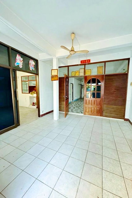 รูป บ้าน 4-5นอน 3 น้ำ พุทธมณฑลสาย 2 รพ.เกษมราษฏร์ บางแค 1.8กม. ใกล้วัดบุณยประดิษฐ์ 1 กม. 108 ตร.ว. 320 ตร.ม. บ้าน 2 ชั้น มีบ้าน 2 หลัง - รูปที่ 5/8