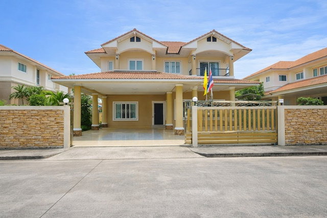 รูป ใกล้ม.ขอนแก่น 2.9 กม. บ้านเดี่ยว 4 นอน 3 น้ำ สนามบิน ถ.มิตรภาพ 108 ตร.ว.300 ตร.ม.ตลาดศิลามหานคร 450 ม. ต.ศิลา หรูหรา ตกแต่งครบ - รูปที่ 1/8