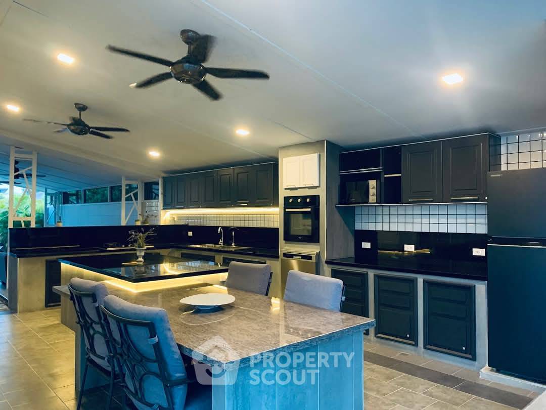 picture 3-BR Villa close to Huai Yai (ID 2020967) - 6/33