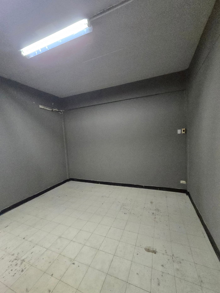 รูป ตึกแถวให้เช่าทำเลดีใกล้ mrt สายสีม่วงและสายสีแดงสถานีบางซ่อน (เพิ่งRenovateใหม่) - รูปที่ 3/8