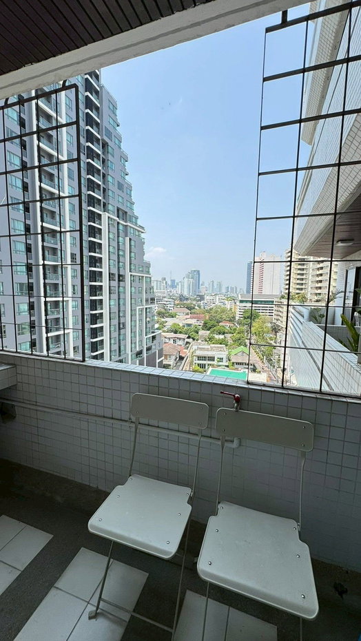 รูป LTH15149 – Spacious Condo High Floor for Rent Phrom Phong | City Lifestyle Best Value | Near BTS Phrom Phong | 70,000 THB | คอนโดให้เช่า พร้อมพงษ์ ห้องกว้าง วิวเมือง คุ้มค่า ใกล้ BTS พร้อมพงษ์ - รูปที่ 4/5