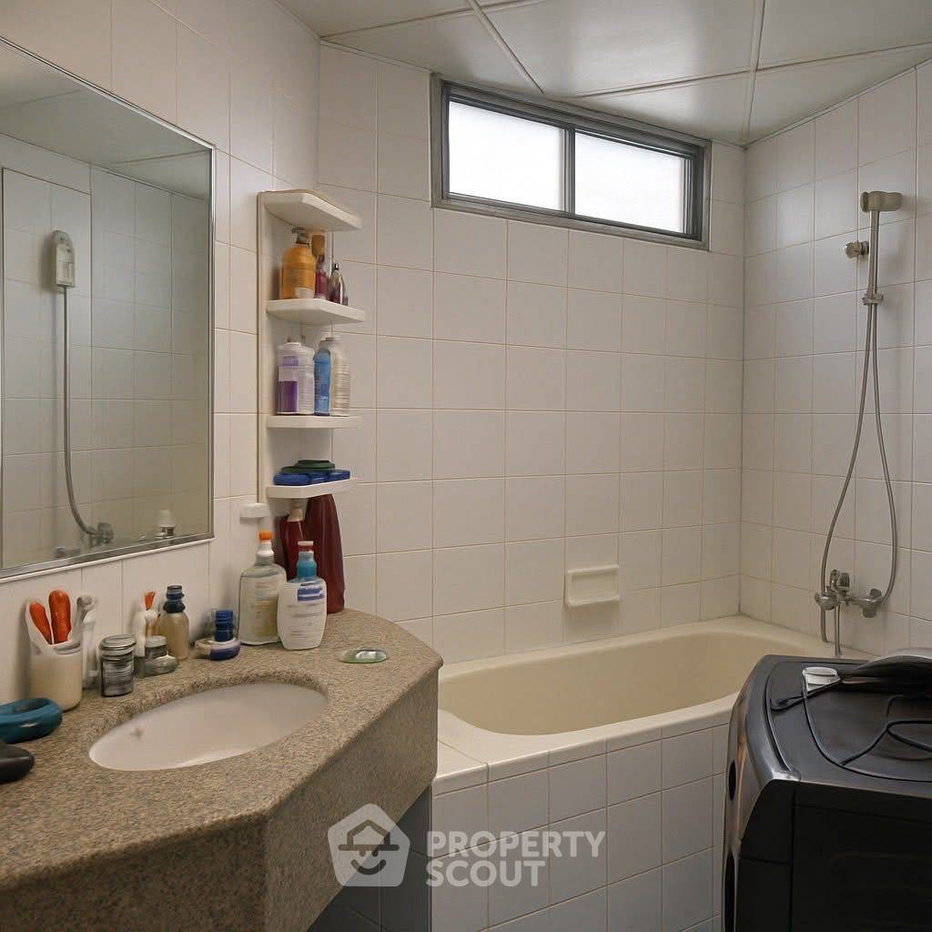 picture 2-BR Condo at Wittayu Complex near BTS Phloen Chit (ID 2820550) - 7/13