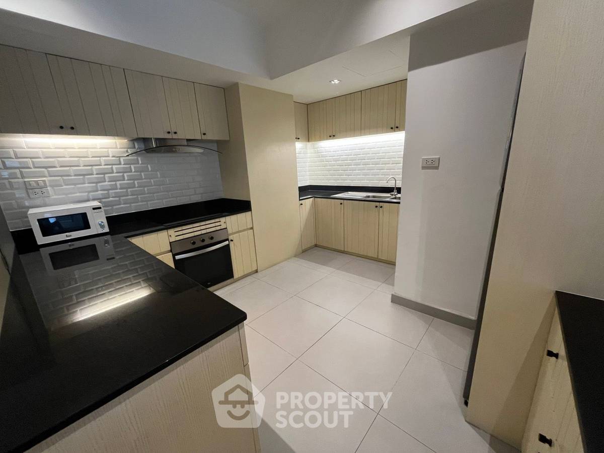 รูป คอนโด 2-ห้องนอน ที่ วิลล่า บาจาจ ใกล้ MRT สุขุมวิท (ID 2074414) - รูปที่ 15/31