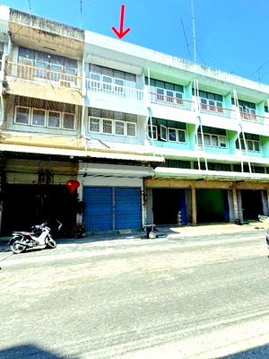 เช่าอาคารพาณิชย์ วิทยาลัยอาชีวนครปฐม : รพ.นครปฐม 1กม. สถานีรถไฟนครปฐม 468ม. อาคาร 3.5 ชั้น 2 นอน 2 น้ำ ใกล้องค์พระปฐมเจดีย์ 1.3 กม. ชุมชนบ่อพลับ 20 ตร.ว. 250 ตร.ม.