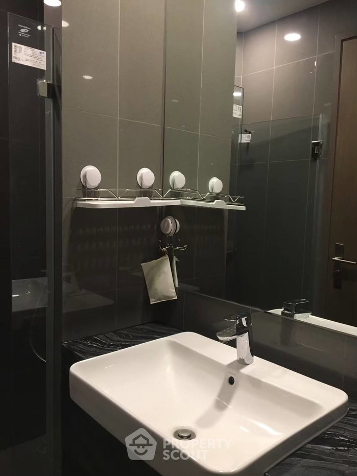 picture Studio Condo at Ashton Chula Silom near MRT Sam Yan (ID 1932914) - 14/14