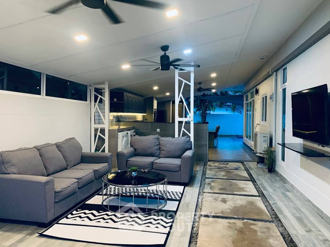 picture 3-BR Villa close to Huai Yai (ID 2020967) - 4/33