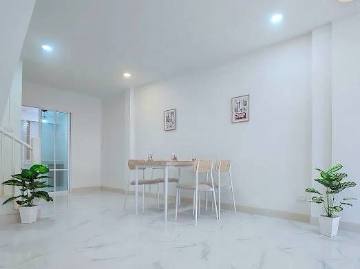 รูป 🏡✨ บ้านติดห้าง Global House หลังมุม ถนนเมน หมู่บ้านนันทิชา 2 ✨🏡  💥 ราคาเพียง 1.59 ล้านบาท   - รูปที่ 2/14