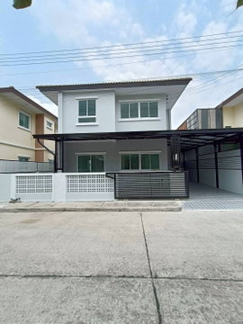บ้านแฝด 2 ชั้น รีโนเวทใหม่ทั้งหลัง กว้างขวาง หมู่บ้านวราภิรมย์ 2 ลำลูกกาคลอง 3 ลาดสวาย ลำลูกกา ปทุมธานี 