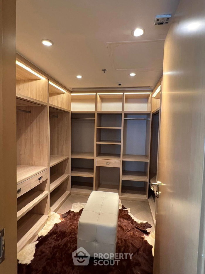 รูป คอนโด 3-ห้องนอน ที่ เลอ รัฟฟิเน่ สุขุมวิท 24 คอนโดมิเนียม ใกล้ BTS พร้อมพงษ์ (ID 2823523) - รูปที่ 15/16