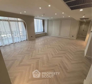รูปภาพ 3-BR 178 Sqm Condo At All Seasons Mansion Near BTS Phloen Chit (ID 2828459)