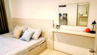 Condos for rent : [P-49564] Space You’ll Love! 40 sqm. Rent Life Sukhumvit 48 near BTS Phra Khanong & Expressway 085-592-2897 Line: @easythaihome