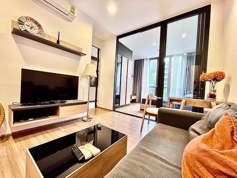 🔥 🔥 For Rent 📌 Hasu Haus (Line ID: @arent) Negotiable price! ✅ We also manage many other projects great deals on every rental!