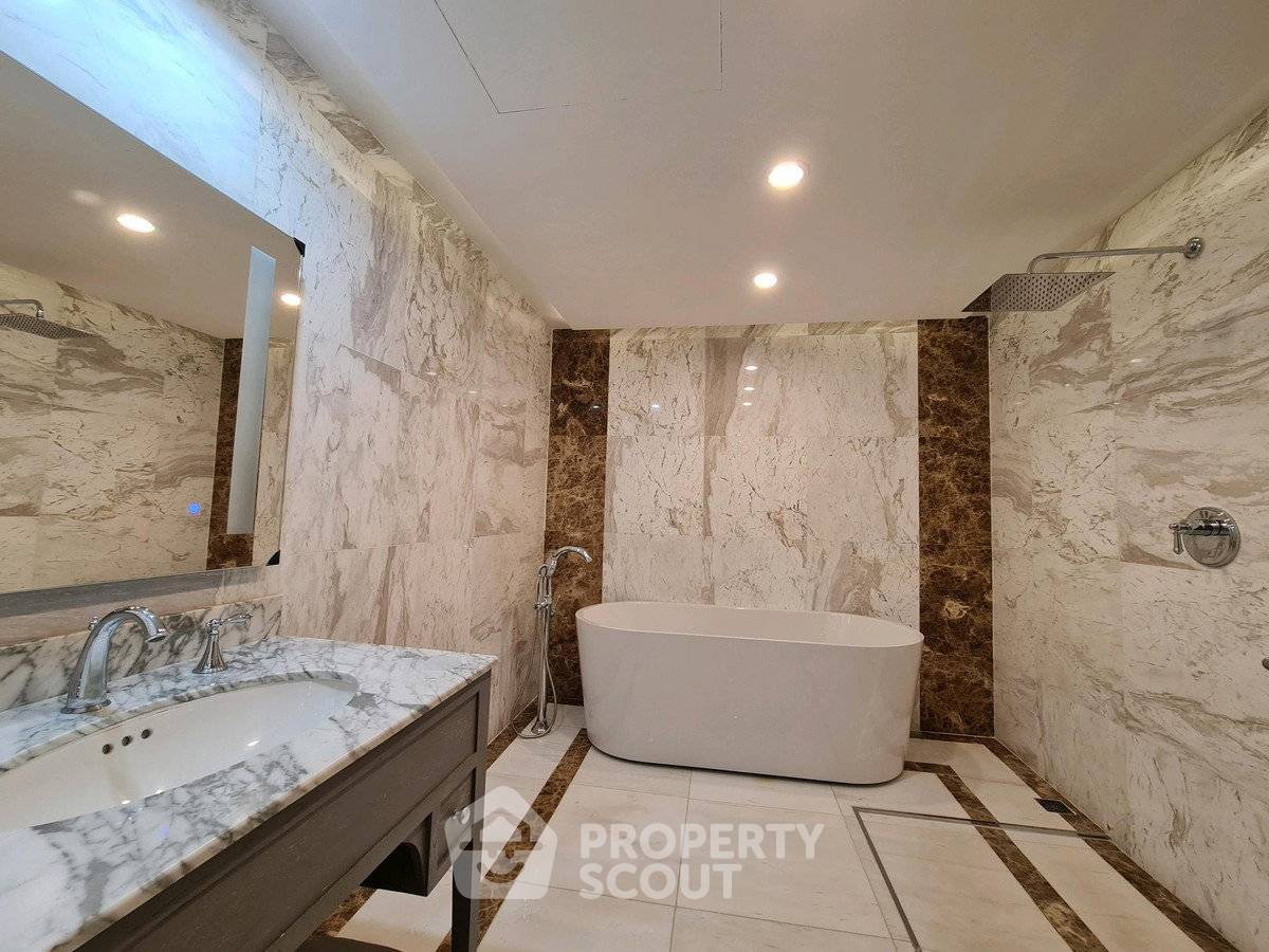 รูป คอนโด 4-ห้องนอน ที่ เอช สุขุมวิท 43 ใกล้ BTS พร้อมพงษ์ (ID 2829575) - รูปที่ 21/42