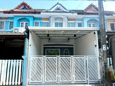 ทาวน์โฮม กรุงเทพมหานคร : ทาวน์เฮ้าส์ รีโนเวทใหม่ สด สวย ทำเลดีเยี่ยม ราคาถูกๆจับต้องได้ หมู่บ้านเมืองประชา หทัยราษฎร์37 ซอย6 คลองสามวา ใกล้ทางด่วน