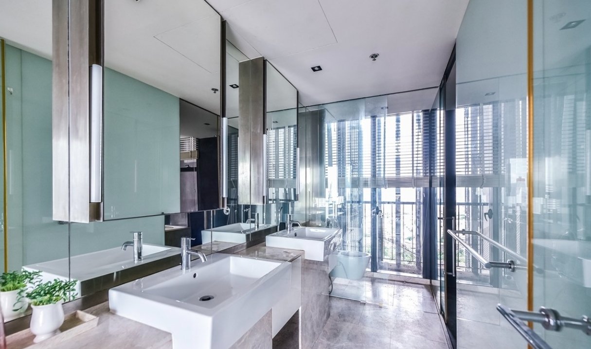 รูป LTHC15155 – 💎 Elevated City Living | Spacious Luxury Unit Near BTS Chong Nonsi | 120,000 THB/Month คอนโดช่องนนทรี ห้องกว้างมาก อยู่สบาย โลเคชัน CBD ใกล้ BTS - รูปที่ 1/6
