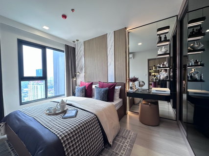 For sale life phahon ladprao best price