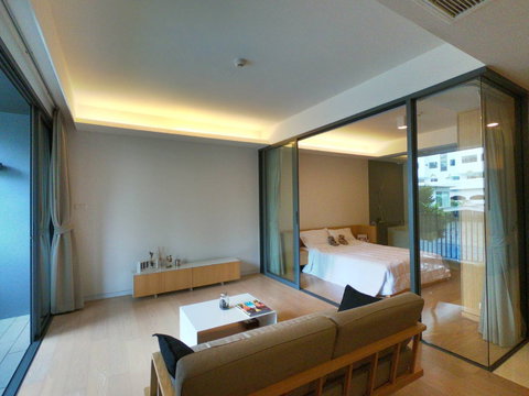 [Spacious 50 sqm for Rent! P-49560] Siamese Gioia Sukhumvit 31 near MRT Phetchaburi 085-592-2897 Line: @easythaihome