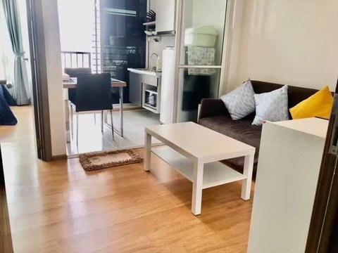 BTS On Nut 600 m. Price  17,000 Baht Condo The Base Sukhumvit 77 ( Rental )