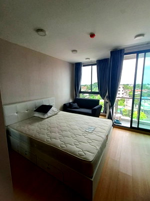 Condos for rent MRT Phet Kasem 48 : Condo for rent: Bangkok Horizon Lite @ MRT Phetkasem 48. Conveniently located next to the MRT station. Ready to move in.