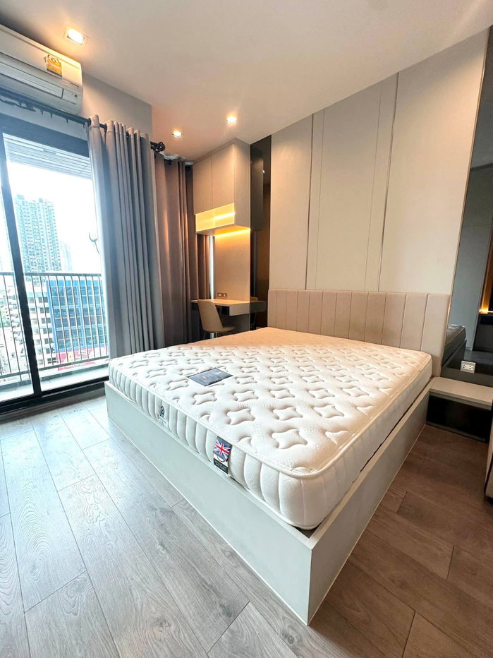 รูป ให้เช่า Whizdom Avenue รัชดา-ลาดพร้าว ติด MRT ลาดพร้าว 28 ตรม. ตกแต่งเฟอร์ครบ เพียง 15,000- - รูปที่ 2/11