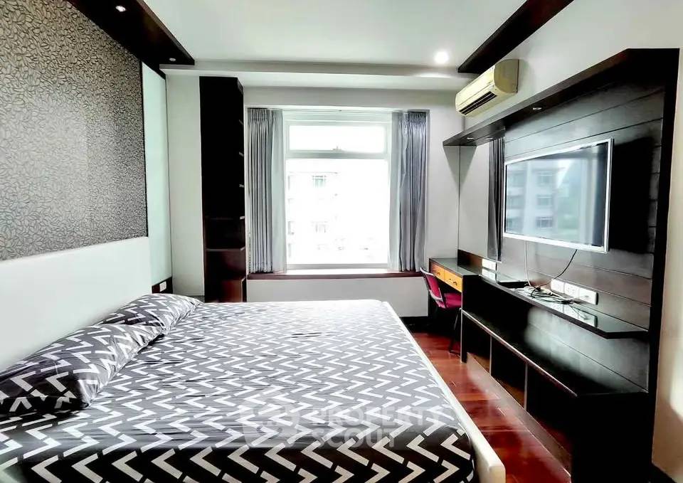 picture 3-BR Condo at Circle Condominium near MRT Phetchaburi (ID 2828418) - 9/13