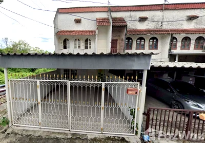 ทาวน์โฮม กรุงเทพมหานคร : ขาย ทาวน์เฮ้าส์ 3 ห้องนอน ใน บางกะปิ, กรุงเทพมหานคร 1745816