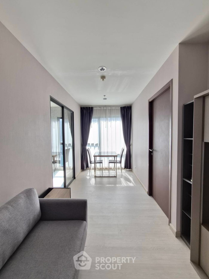 picture 1-BR Condo at Rhythm Asoke near MRT Phra Ram 9 (ID 2828209) - 2/10