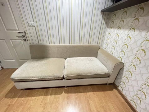 For rent: U Delight @ Huai Khwang Station, Building D, near Rama 9 Hospital. Fully furnished with appliances. Line: @551txomc