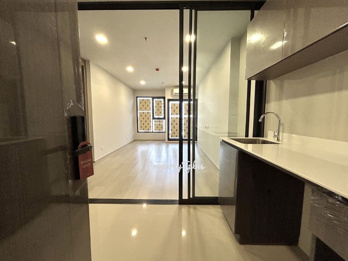 รูป ไลฟ์ พหลฯ-ลาดพร้าว ห้องสตูดิโอ แต่งครบ - รูปที่ 4/13