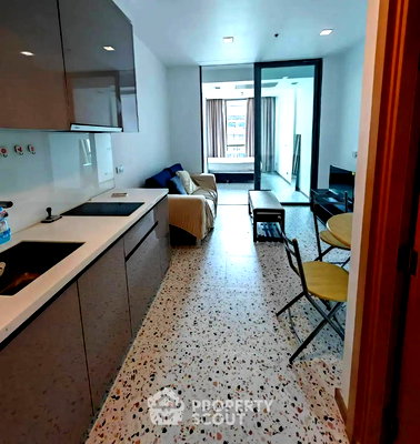 Condos for sale : 1-BR Condo at Hyde Sukhumvit 13 Condominium near BTS Nana (ID 2828473)