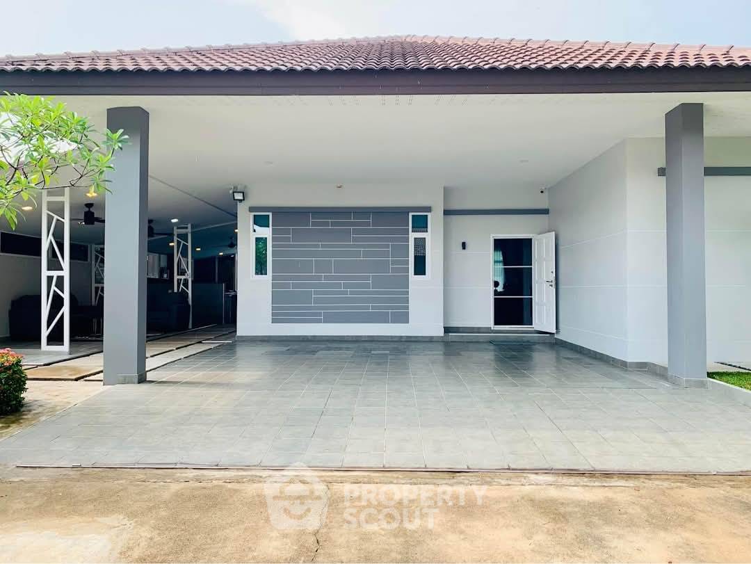 picture 3-BR Villa close to Huai Yai (ID 2020967) - 30/33