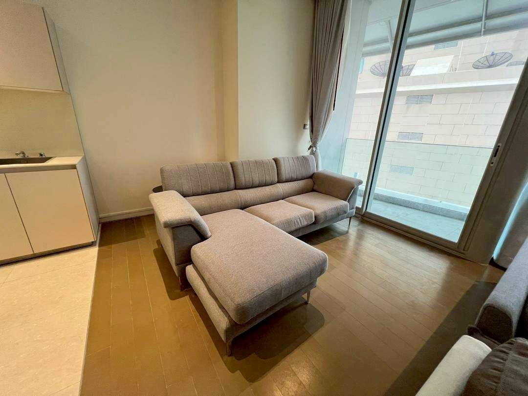 รูป LTHC15148 – Luxury Condo High Floor for Rent Ratchadamri | City Lifestyle Best Value | Near BTS Ratchadamri | 75,000 THB | คอนโดให้เช่า ราชดำริ ชั้นสูง ไลฟ์สไตล์เมือง คุ้มค่า ใกล้ BTS ราชดำริ - รูปที่ 3/6