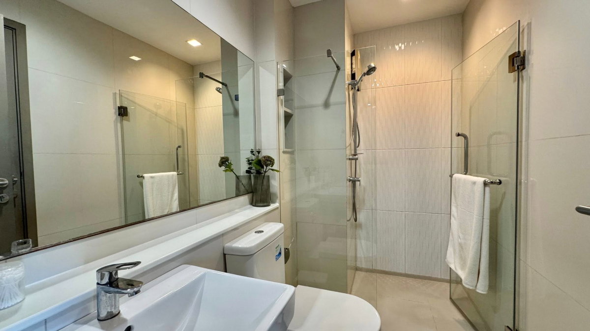 รูป Life Asoke - Rama 9 ห้องสวย ราคาดี สอบถามเพิ่มเติมได้ที่ Line @condorental - รูปที่ 8/9