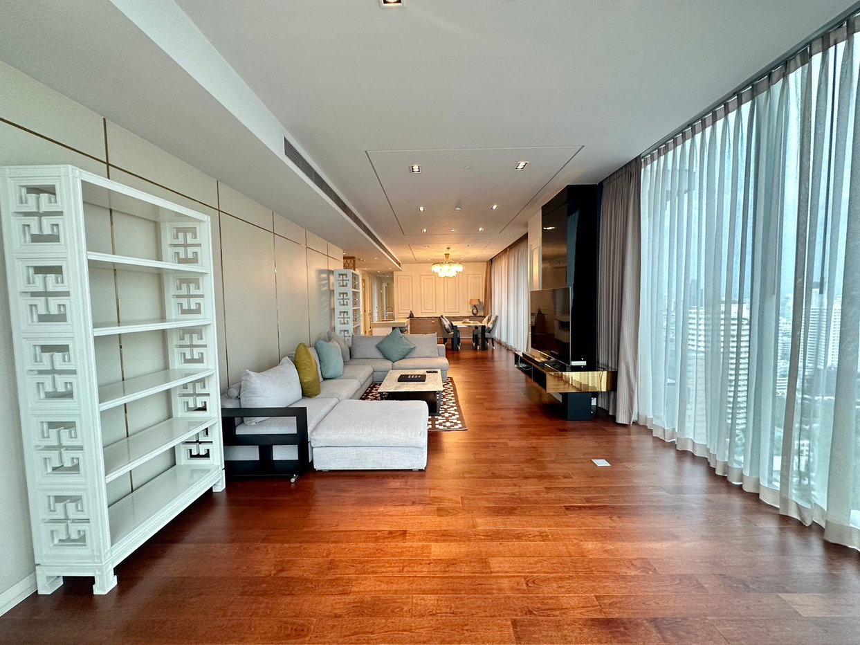 รูป LTHC15158 – 👑 Ultimate Privacy Living | Luxury Condo with Private Lift Phrom Phong | 250,000 THB/Month คอนโดพร้อมพงษ์ ลิฟต์ส่วนตัว ห้องใหญ่พิเศษ เป็นส่วนตัวระดับสูง ใกล้ BTS - รูปที่ 2/6