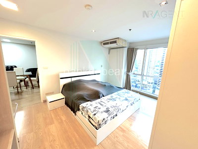 เช่าคอนโด MRT สามย่าน : ให้เช่าคอนโด สีลม สวีท คอนโดมิเนียม อาคาร  ชั้น 21 1 ห้องนอน ขนาด 54.00 ตรม ใกล้ Makro สาทร