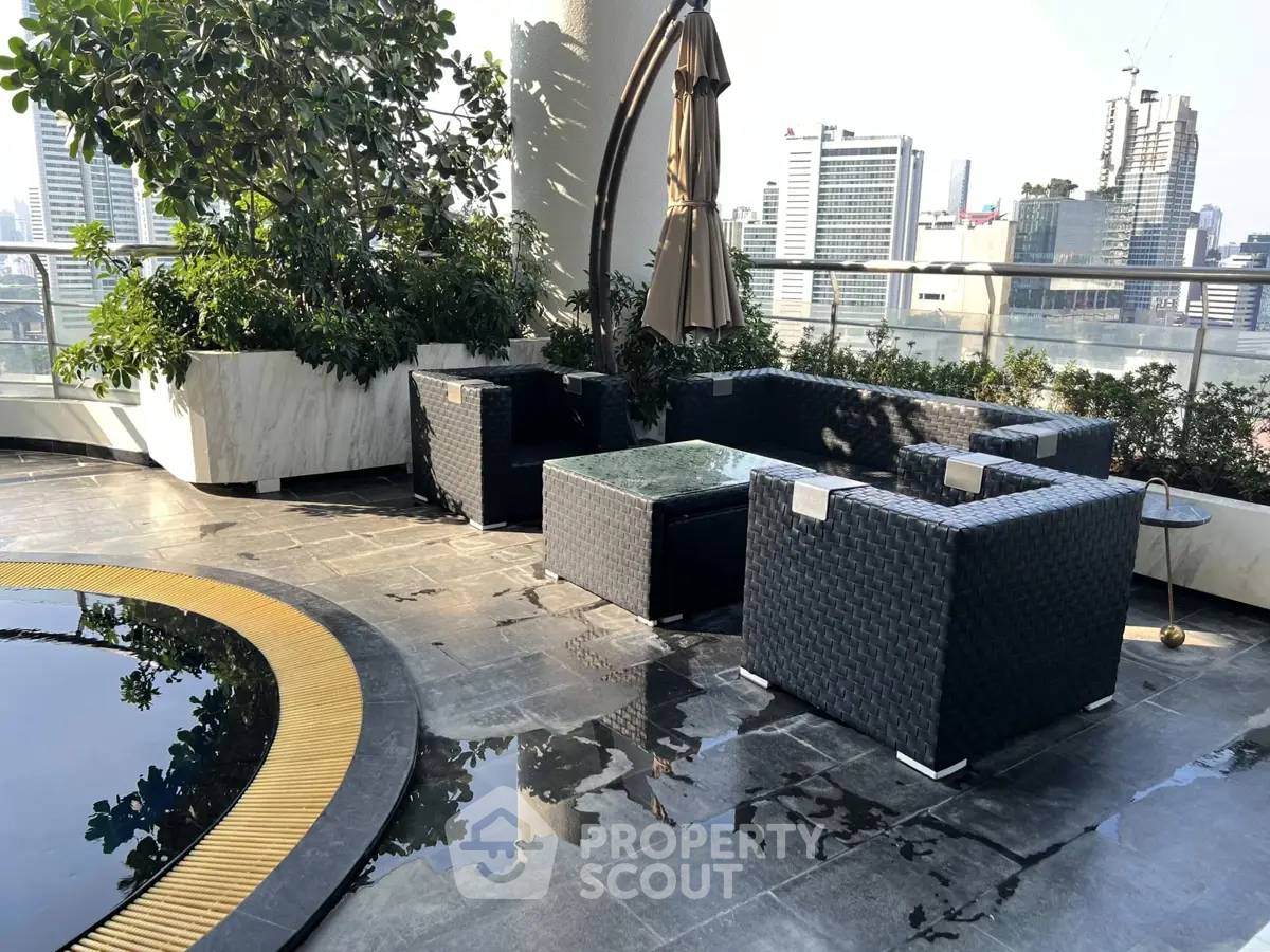 รูป คอนโด 3-ห้องนอน ที่ เลอ รัฟฟิเน่ สุขุมวิท 24 คอนโดมิเนียม ใกล้ BTS พร้อมพงษ์ (ID 2828446) - รูปที่ 7/8