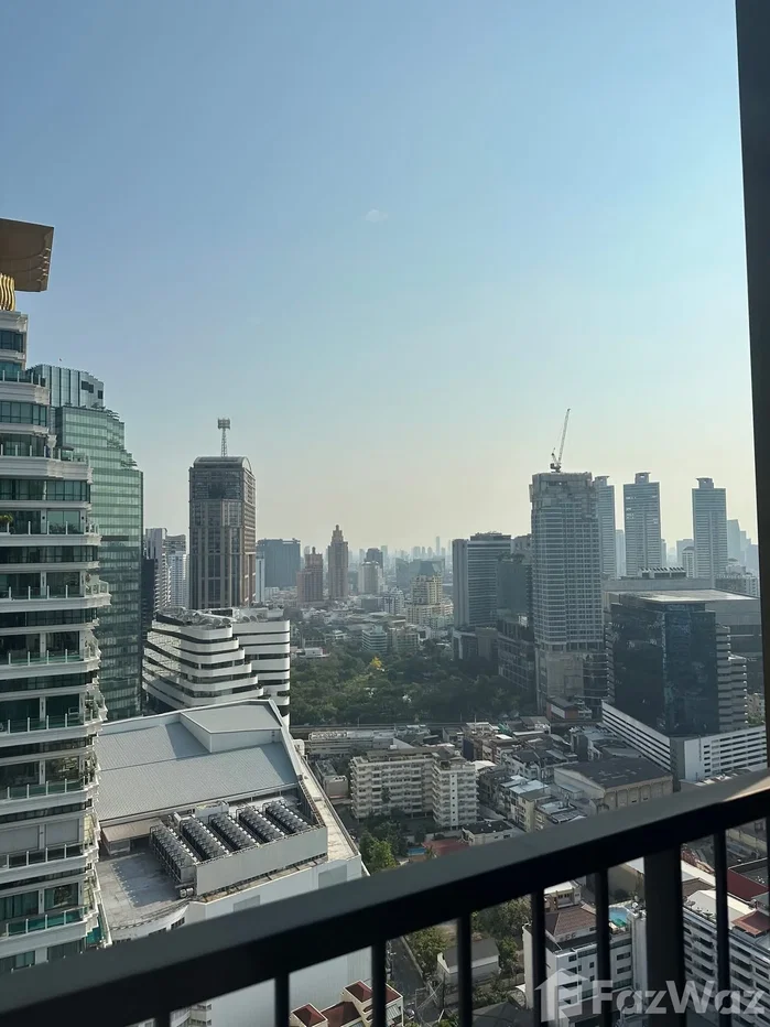 picture Located in Soi Sukhumvit 39. Phromphong 6210894 - 9/10